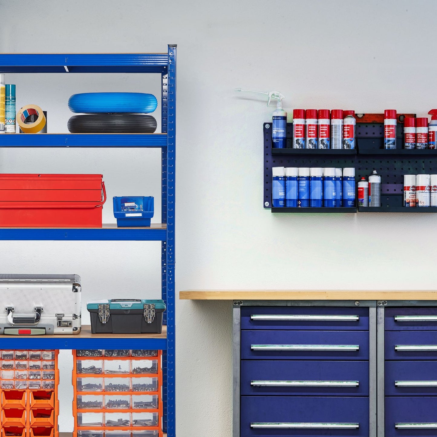 Storage shelf with 5 shelves