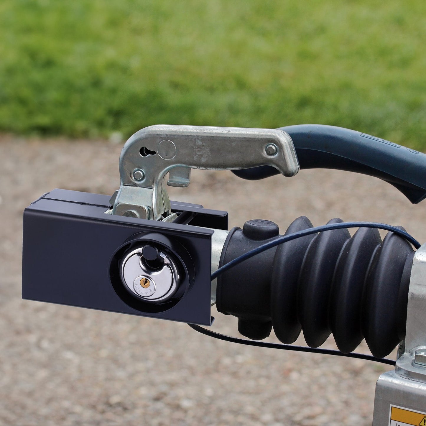 Trailer lock including disc lock