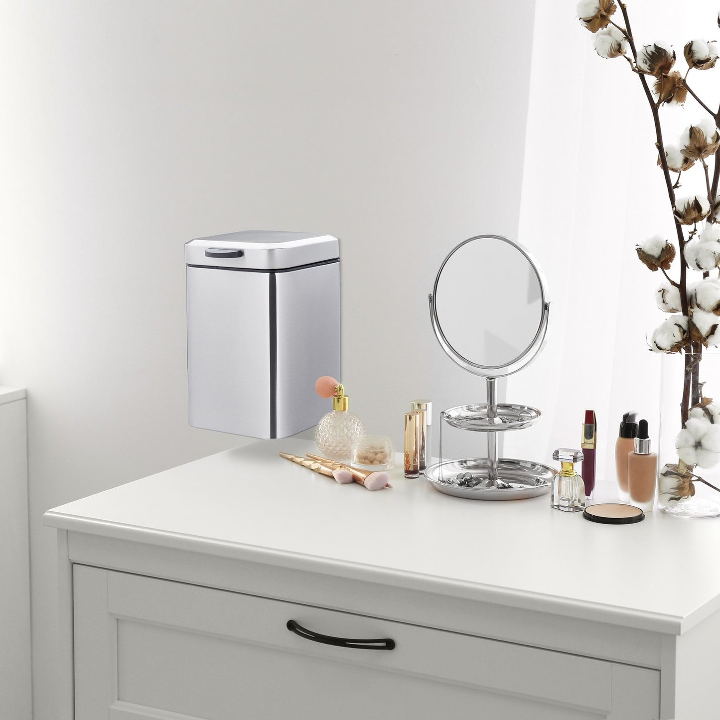 Wall Mounted Bathroom Bin 3 Litres