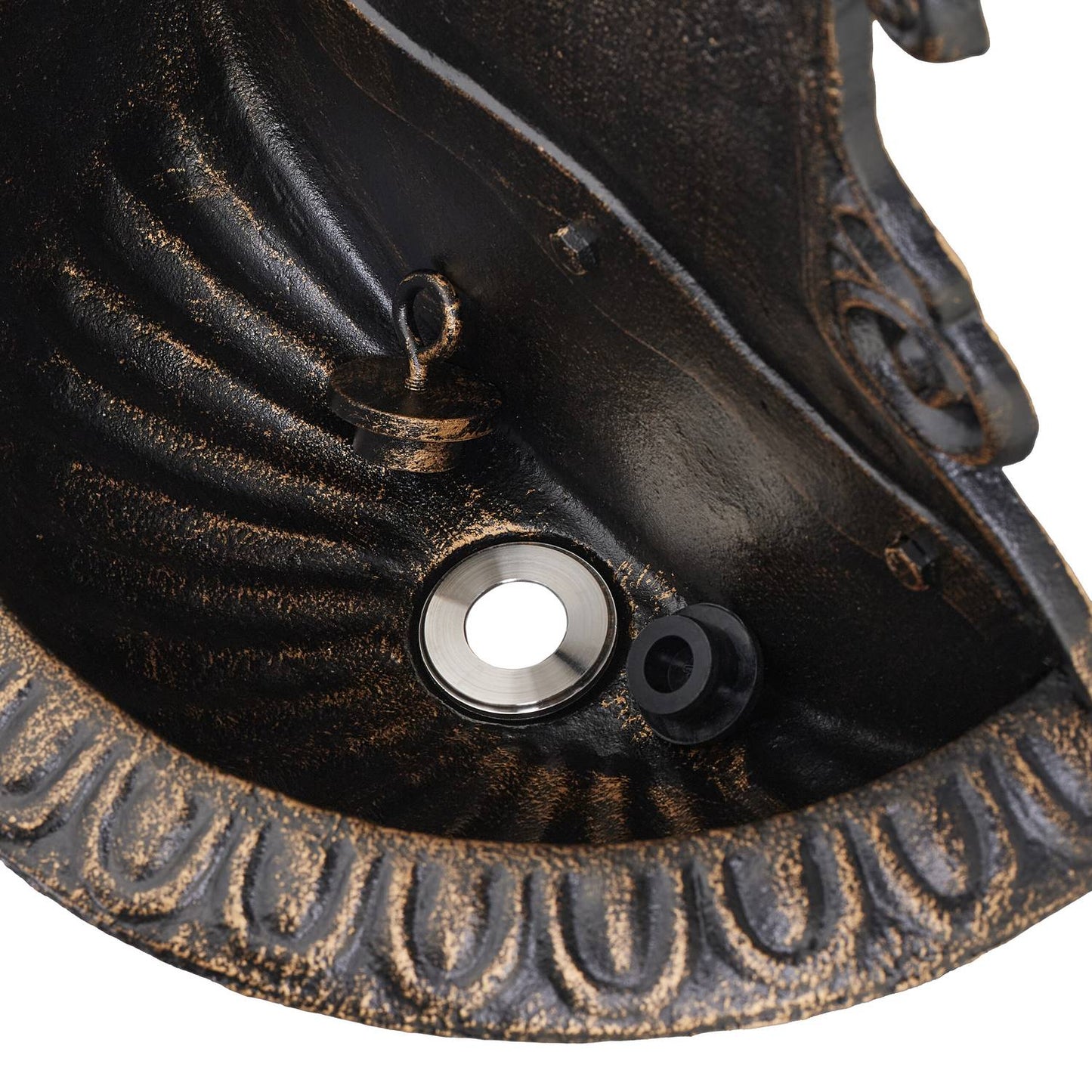 Wall-Mounted Cast Iron Garden Fountain with Tap