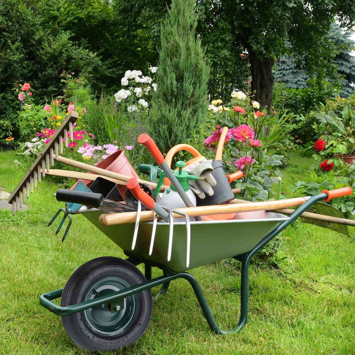 Wheelbarrow Wheel with Axle 4.80 4.00-8