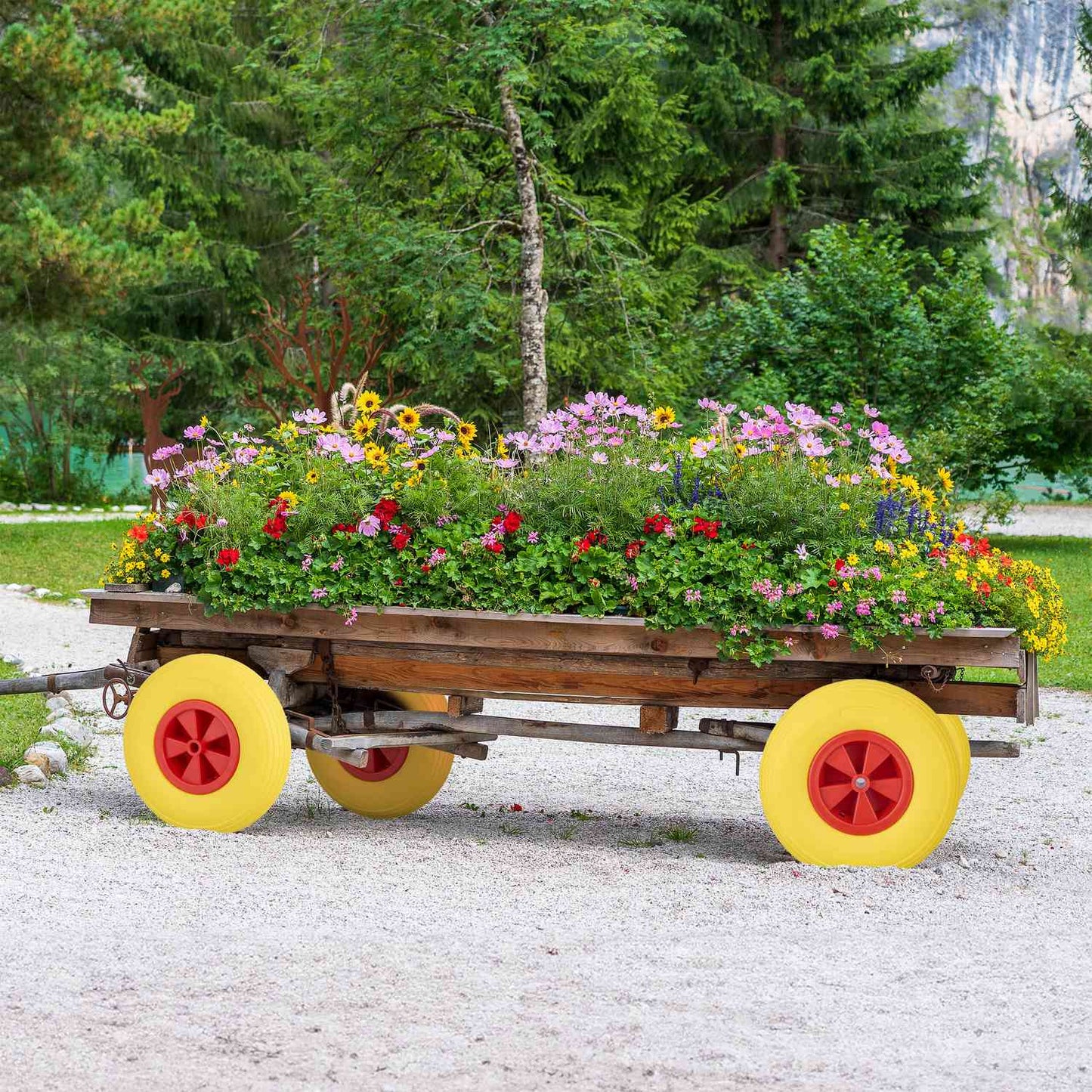 Wheel for wheelbarrow 3.50-6 in yellow/red