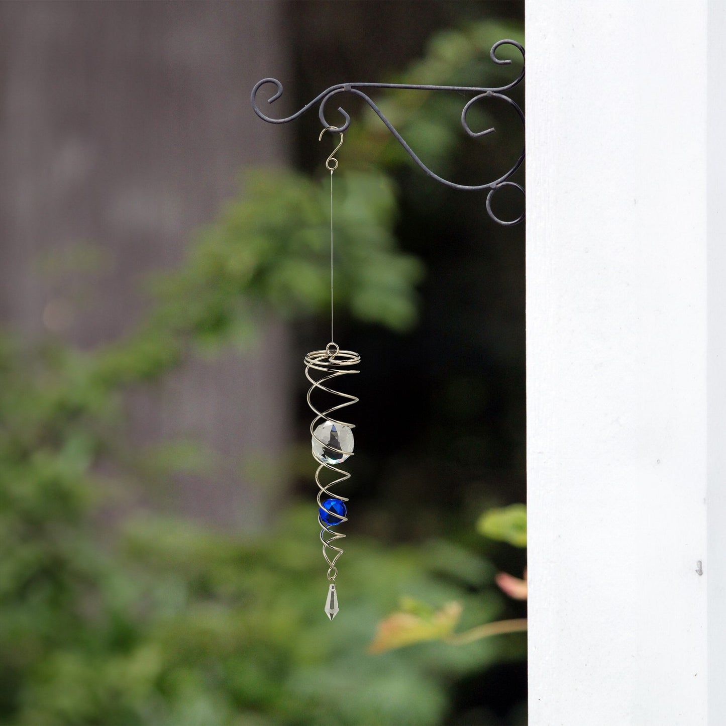 Wind chimes with glass beads