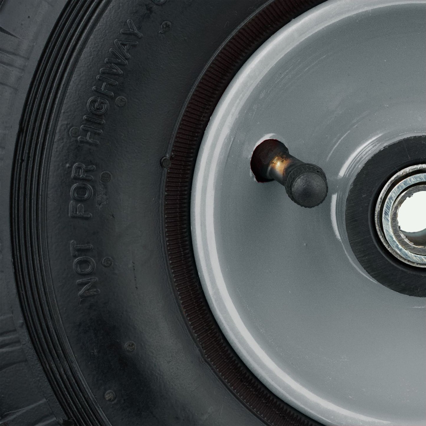 set of 2 wheels for pick-up trucks 3.00-4 steel rim