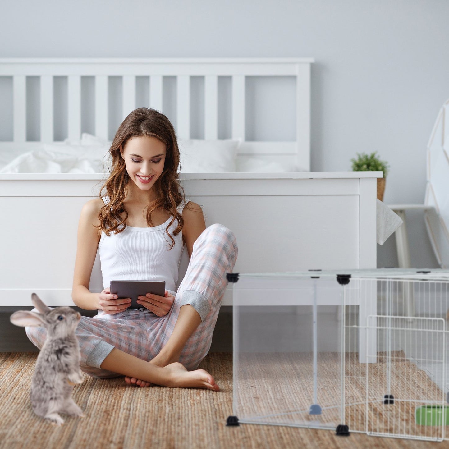 16-piece enclosure for free-roaming animals Transparent