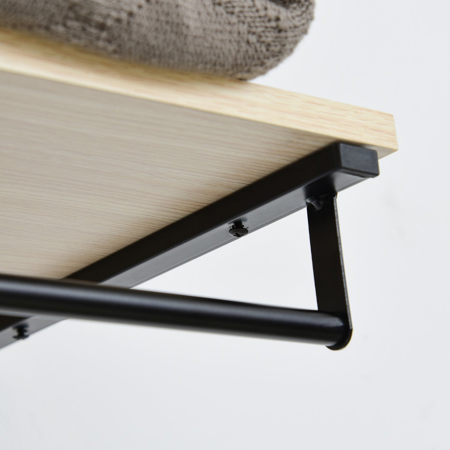 2-in-1 clothes hanger with bench, 6 hooks, natural and black