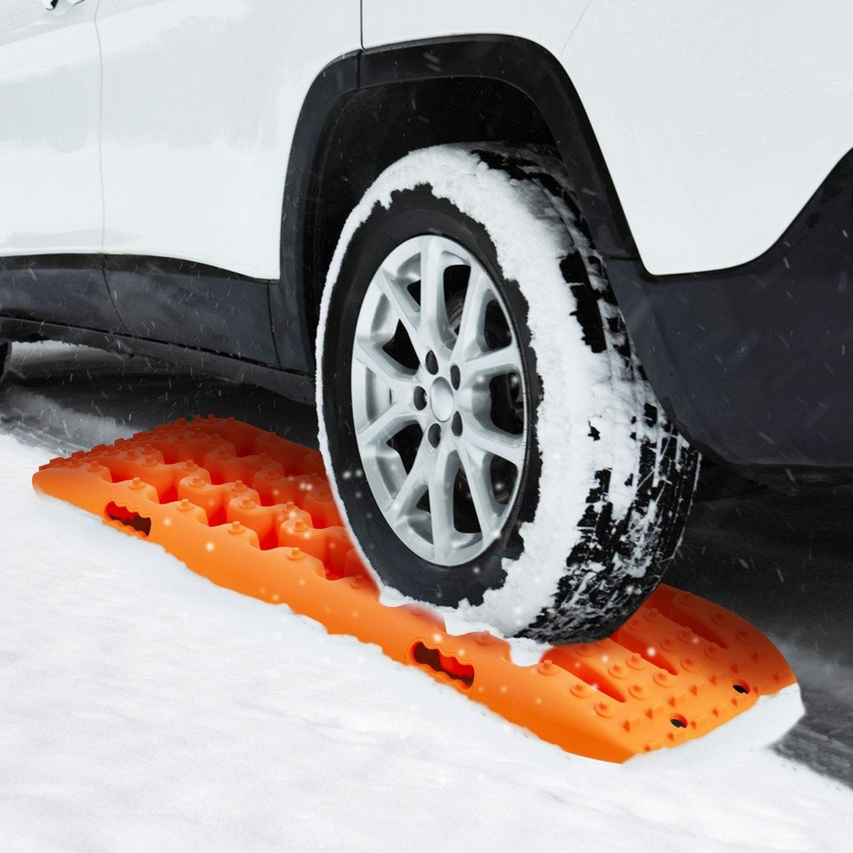 2 pieces traction aid sand sheets off-road tire ladder for sand/mud/snow 107 x 31 x 7 cm orange