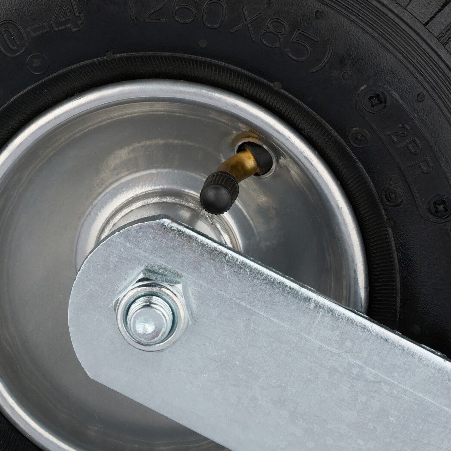 2x air-filled swivel wheels 3.00-4