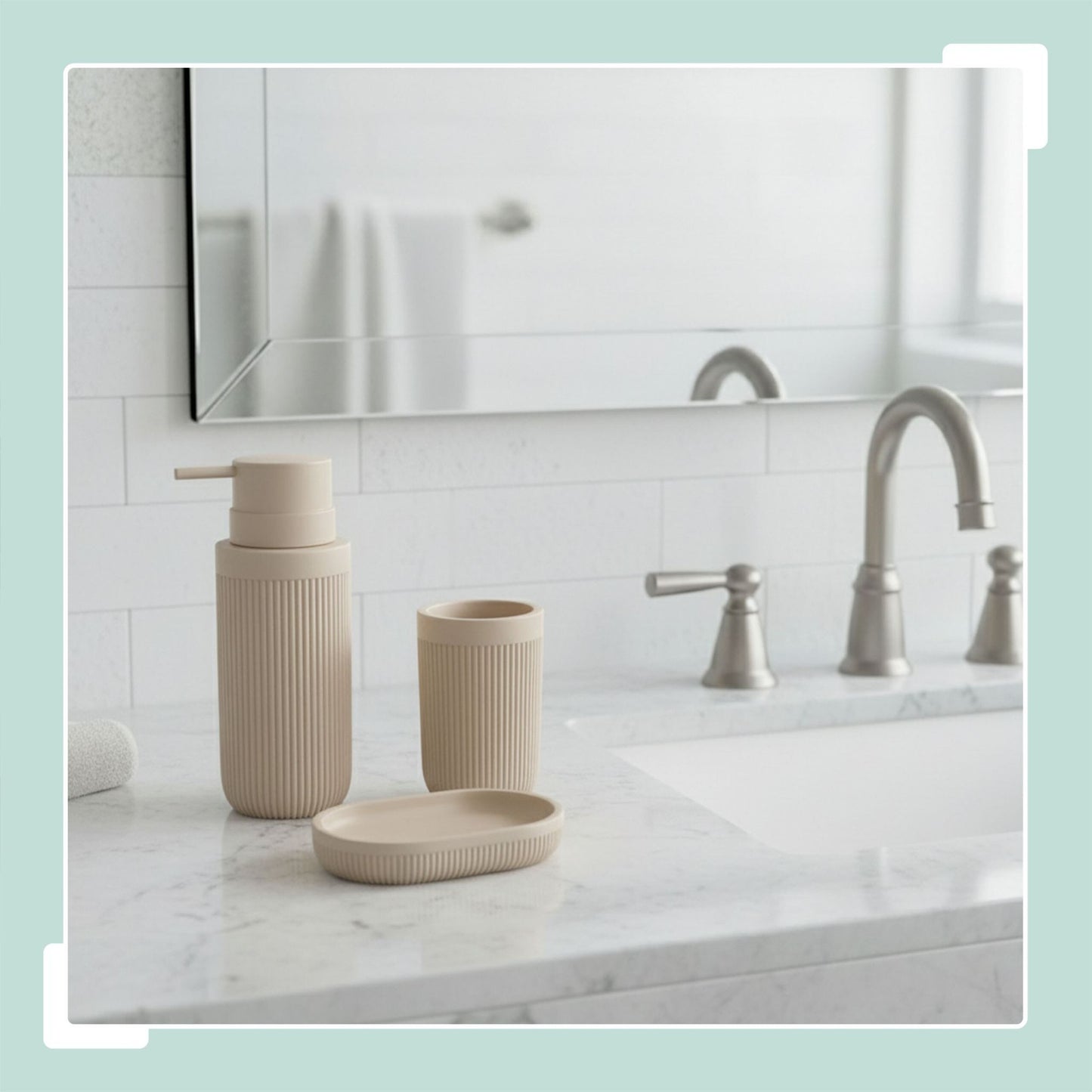 3-Piece Synthetic Resin Bathroom Accessories Set