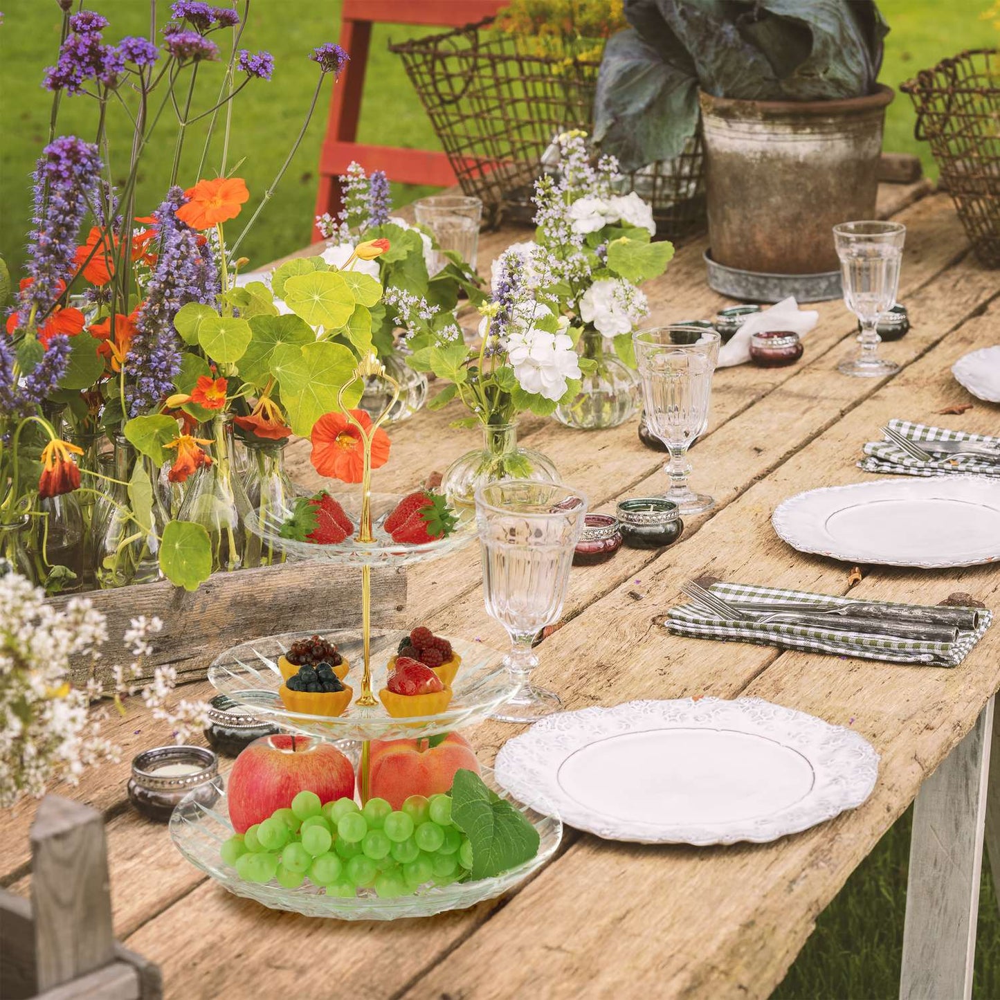 3-tier glass dish