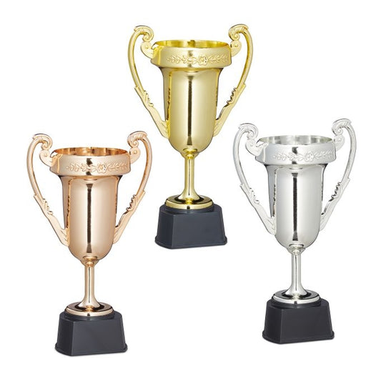 3x Trophy Set