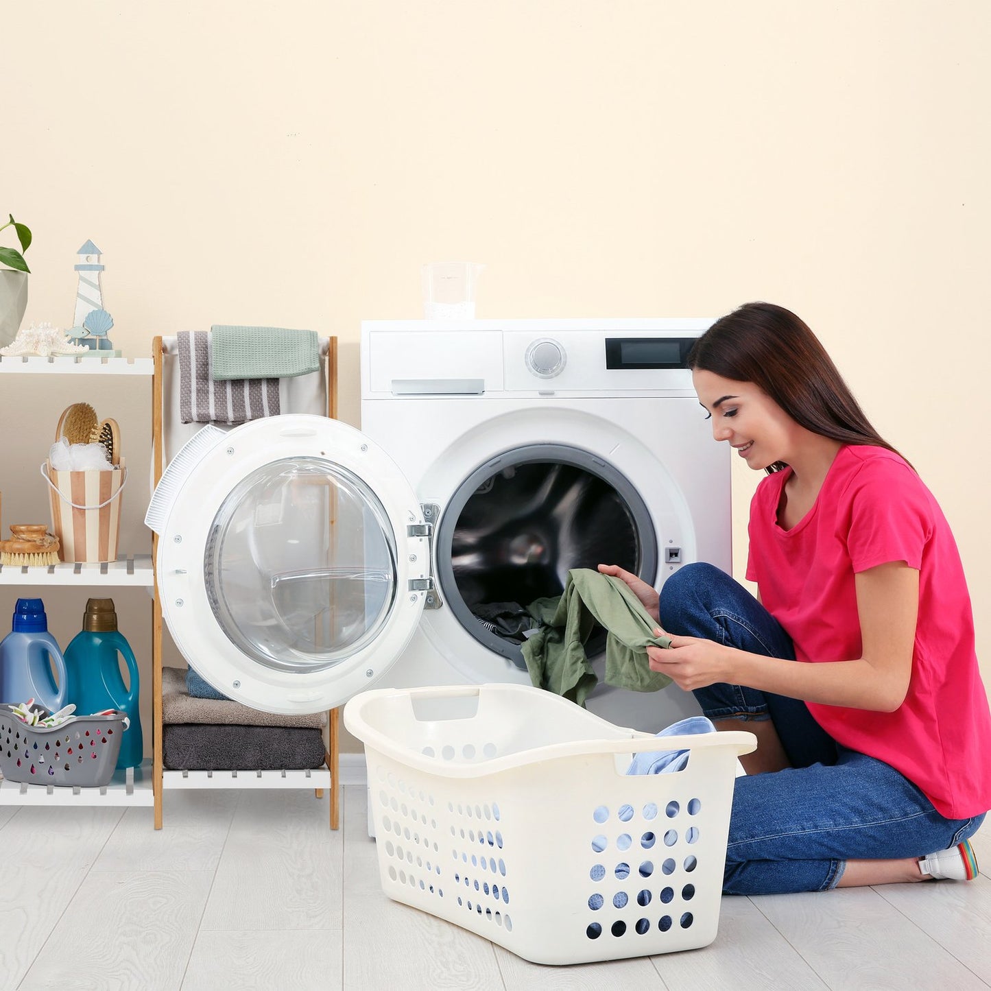 4 Tier Bathroom Shelving And Laundry Bin