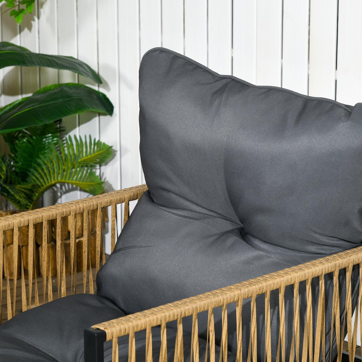 Rattan garden furniture set with cushions - 4-piece set