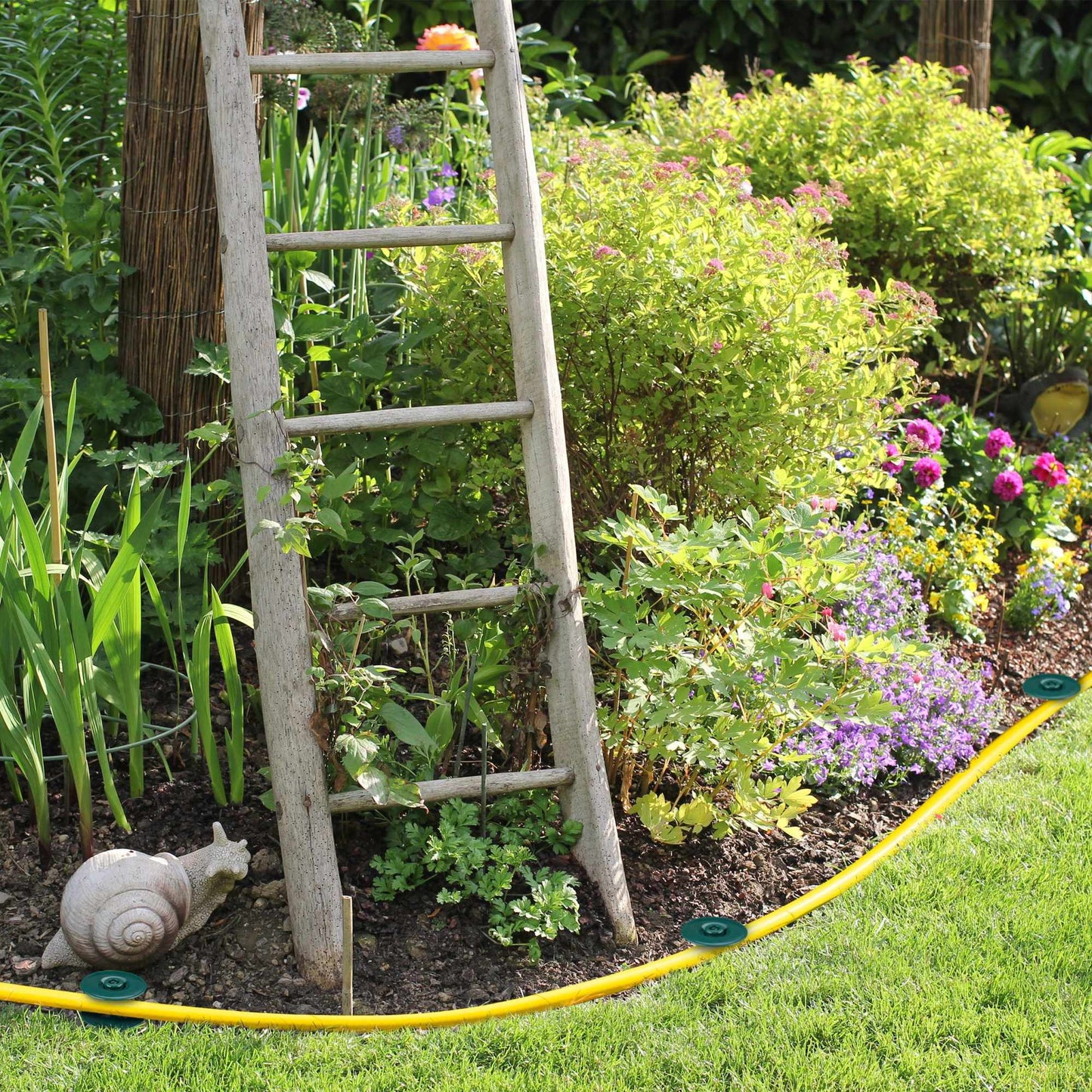 6x Green Guides for Garden Hose