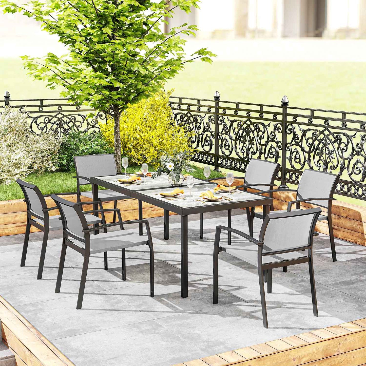 7-piece outdoor dining set - Stackable steel chairs