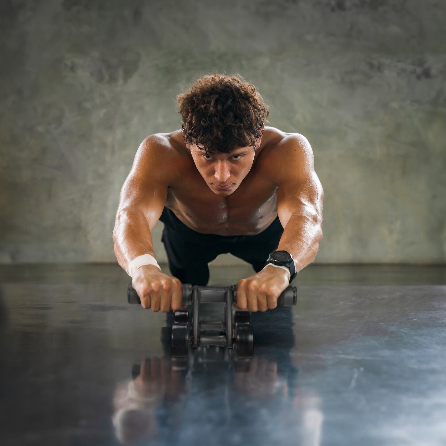 Ab Roller 4-Wheel with Knee Mat for Core Training