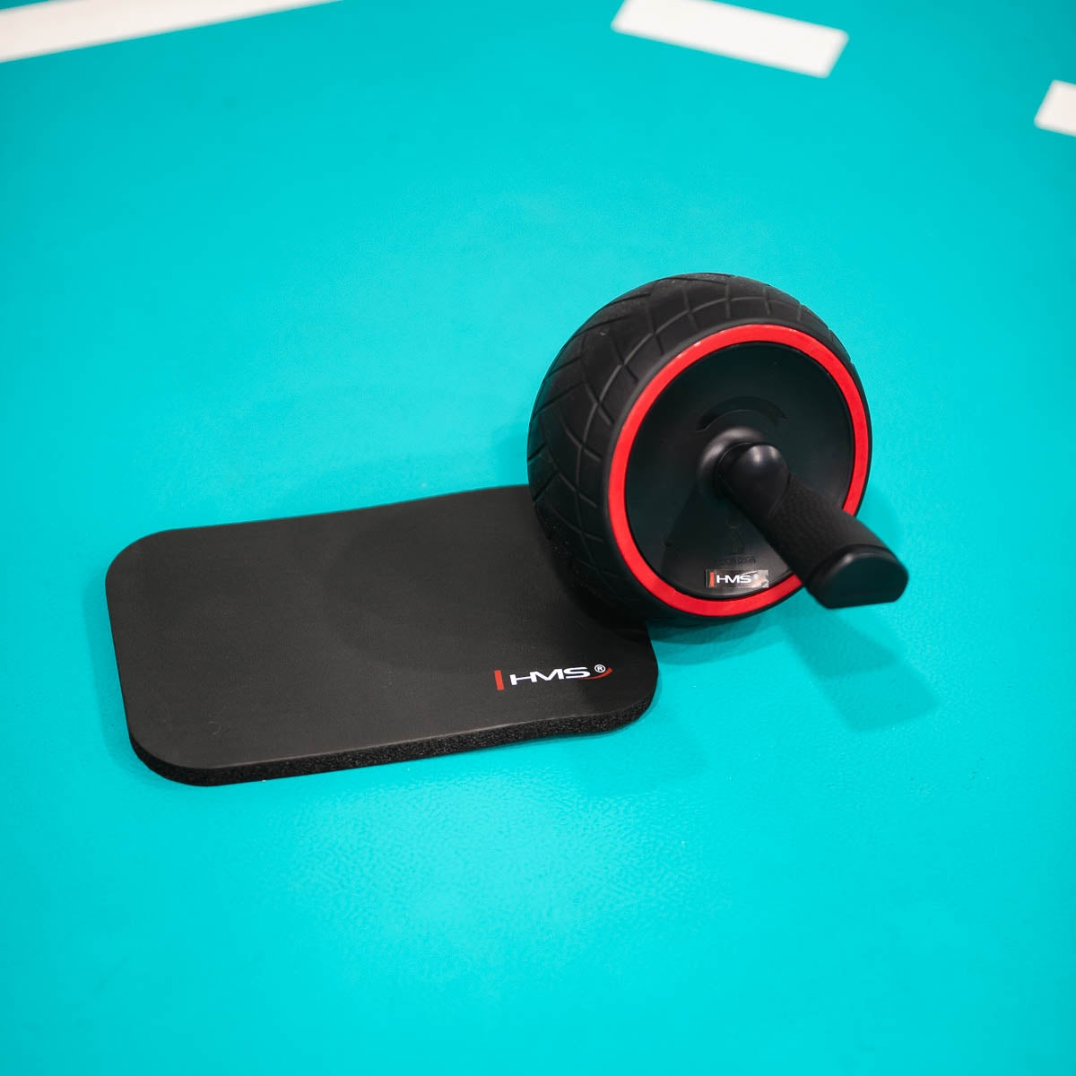 Ab Roller Wheel with Mat for Core Workouts