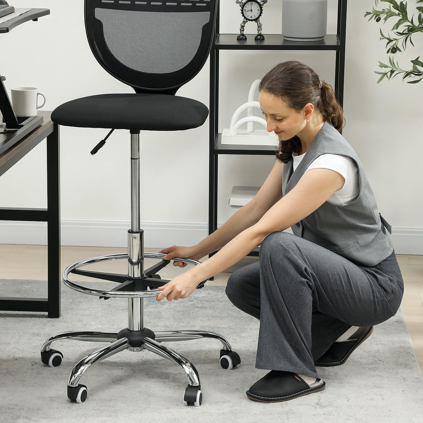 Adjustable Height Office Chair – Black, Padded, No Arms