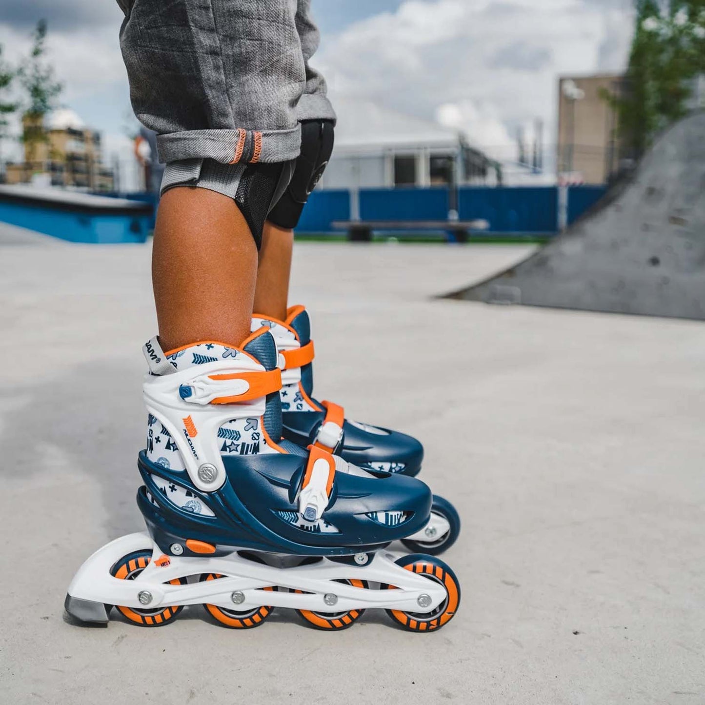 Adjustable Inline Skates, EU Size 29-32, PU Wheels