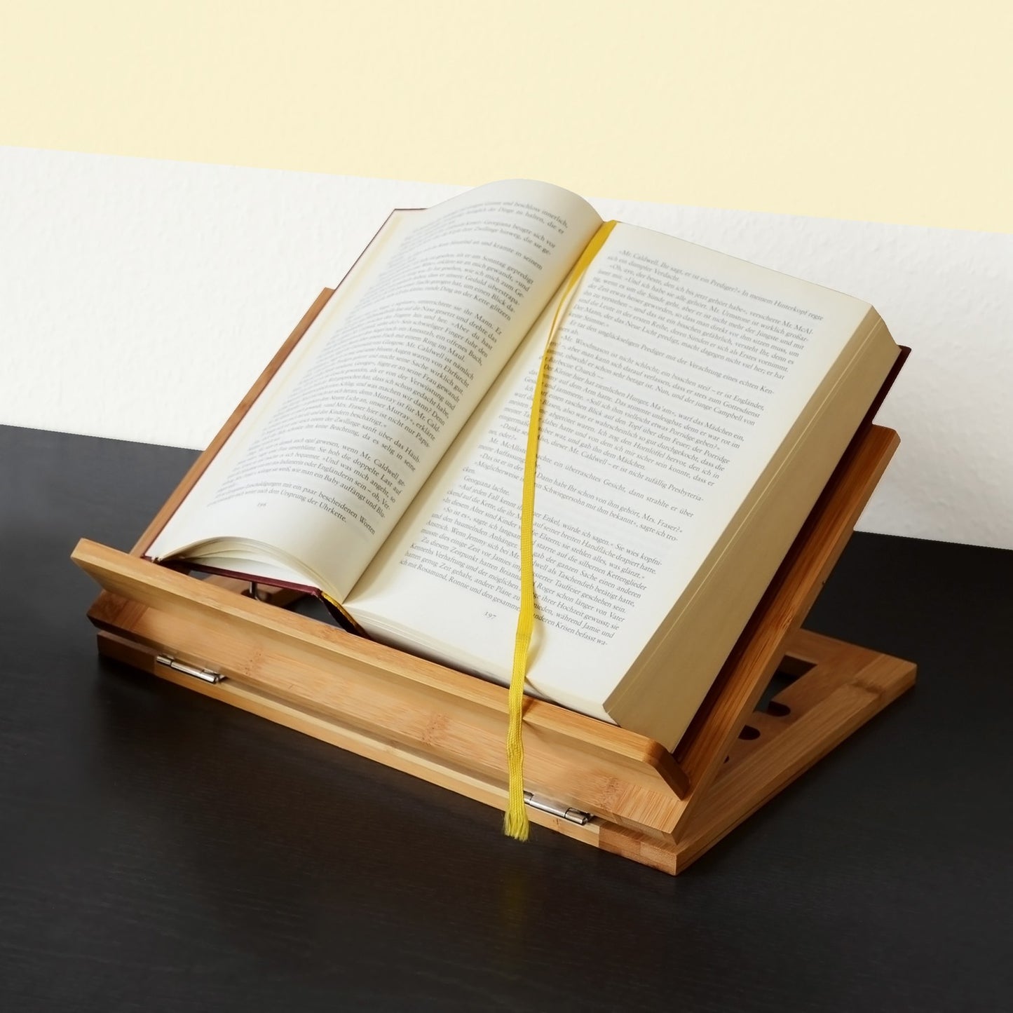 Adjustable bamboo bookshelf