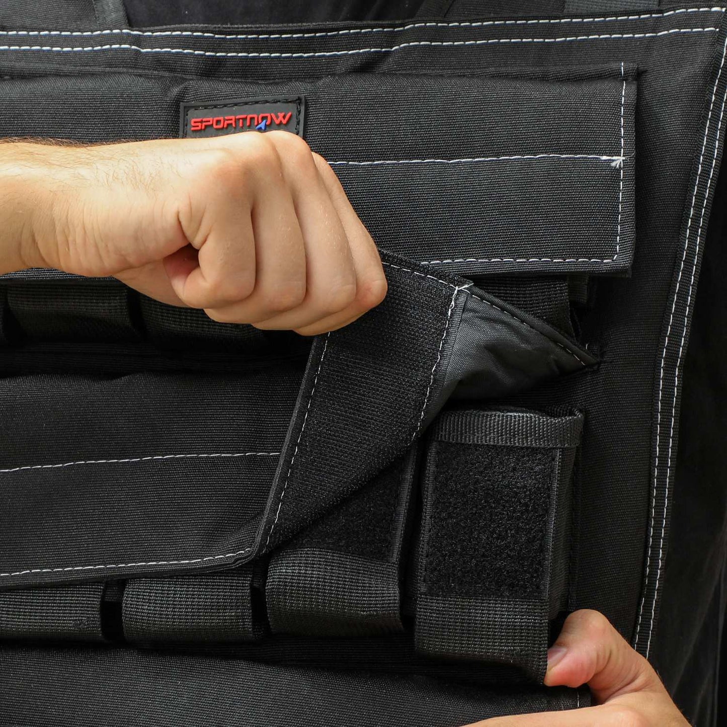 Adjustable 20 kg weight vest with reflective strips for fitness