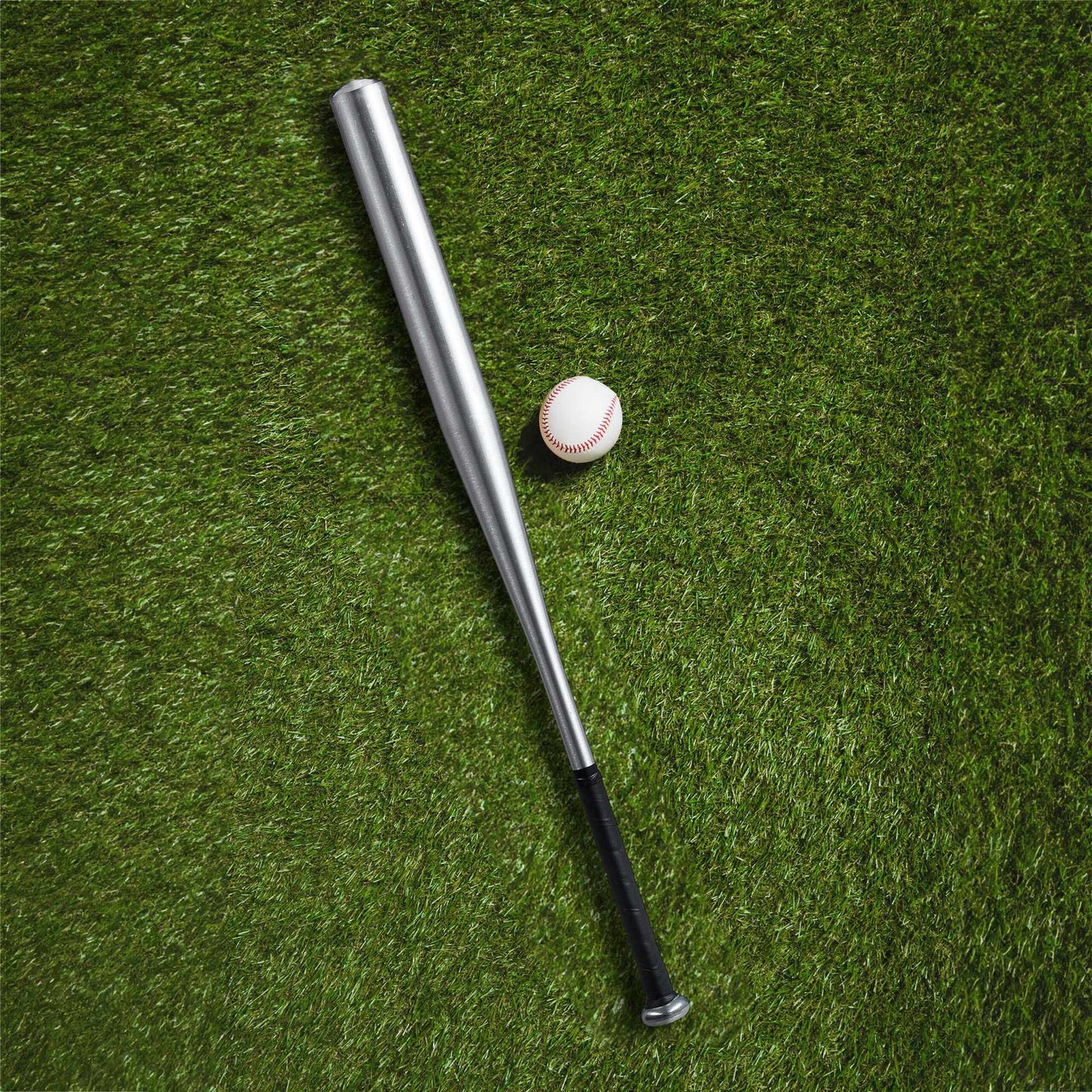 Aluminum baseball bat in silver