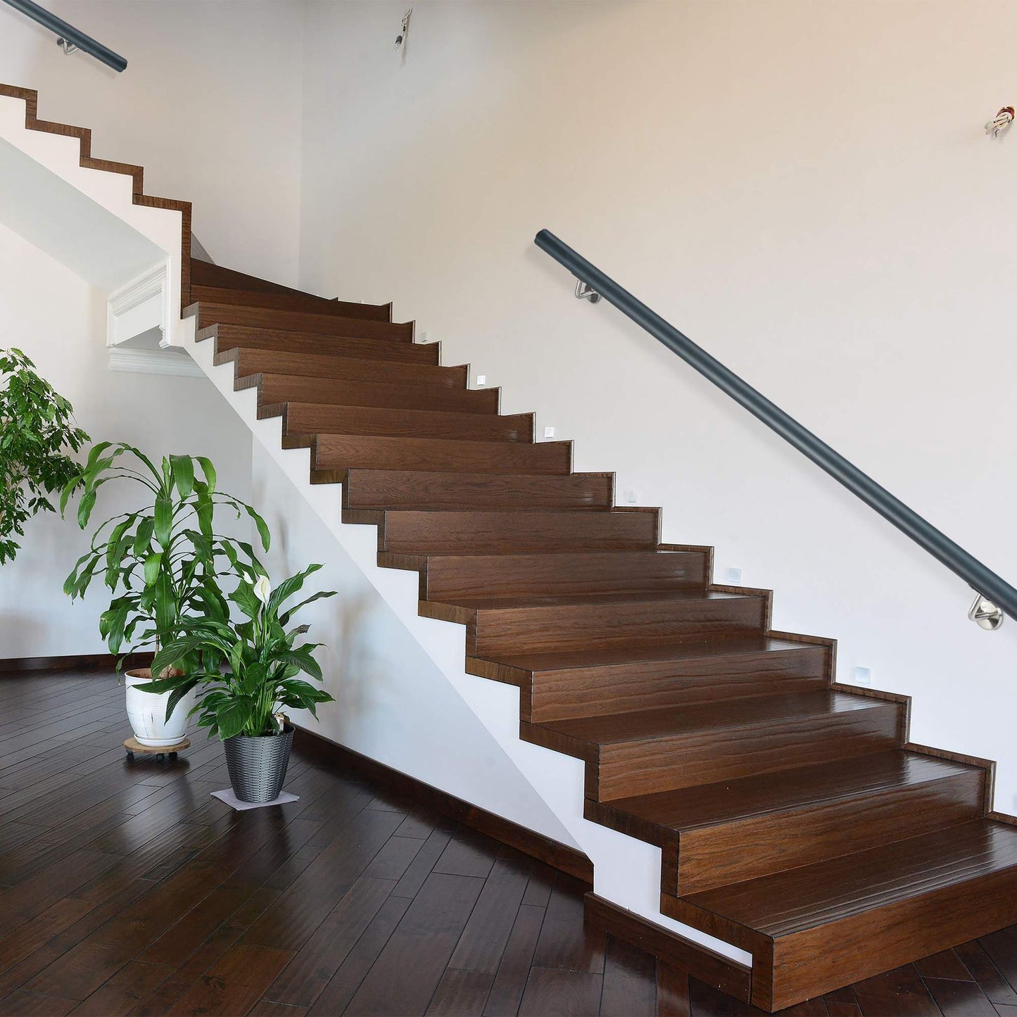 Aluminum handrail