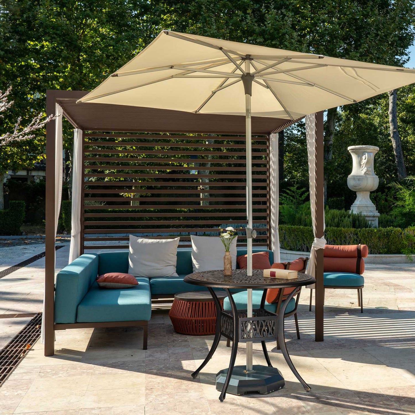Antique Garden Table with Umbrella Hole