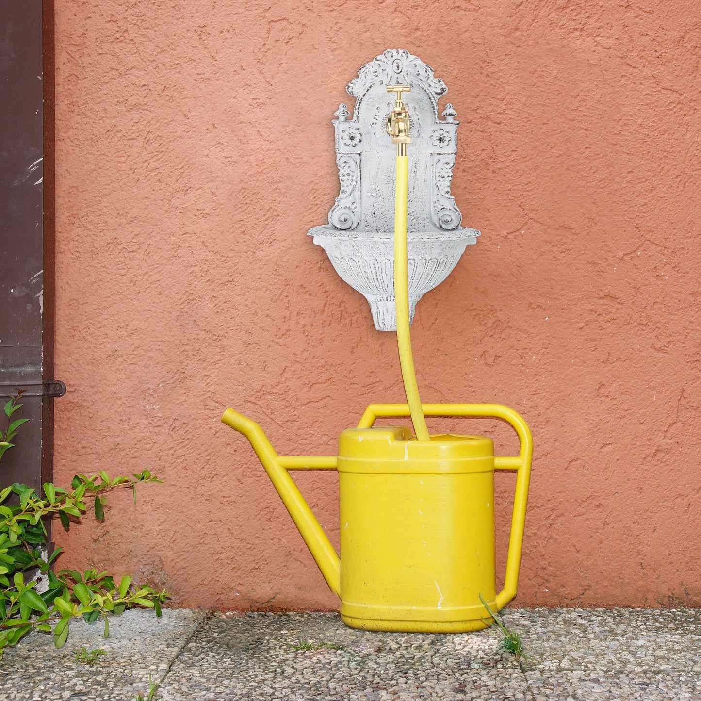 Wall fountain in antique style
