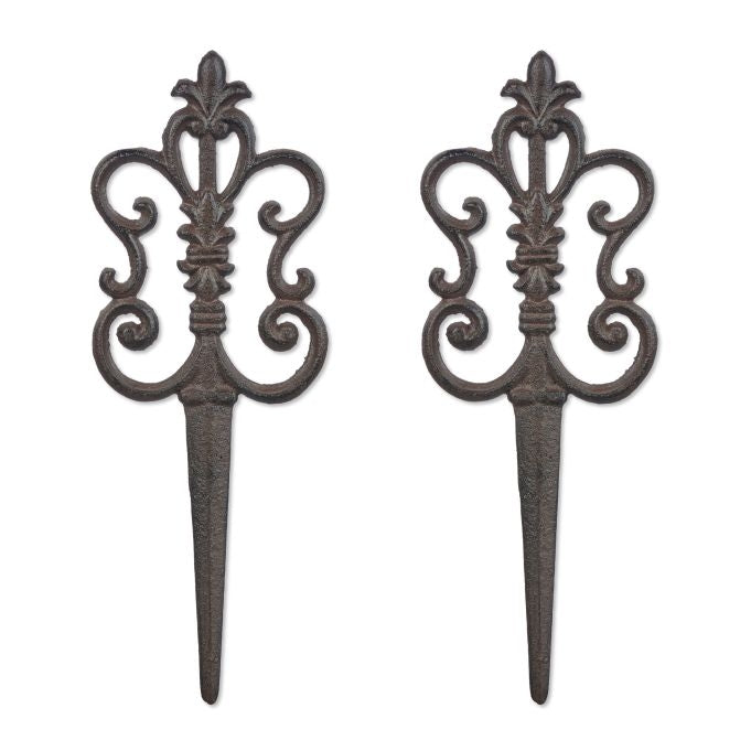 Antique garden plug set of 2