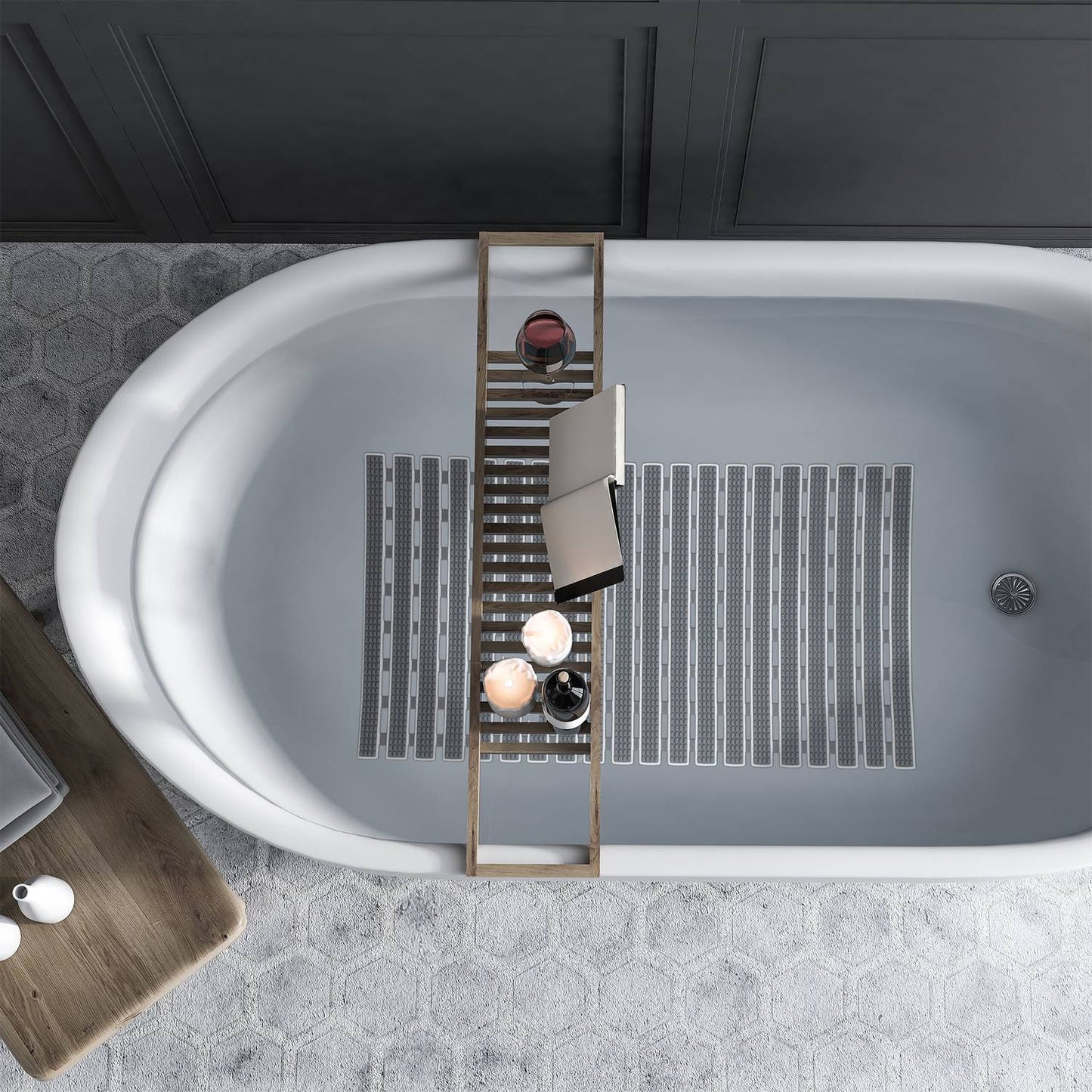 Anti-slip mat for shower and bathtub