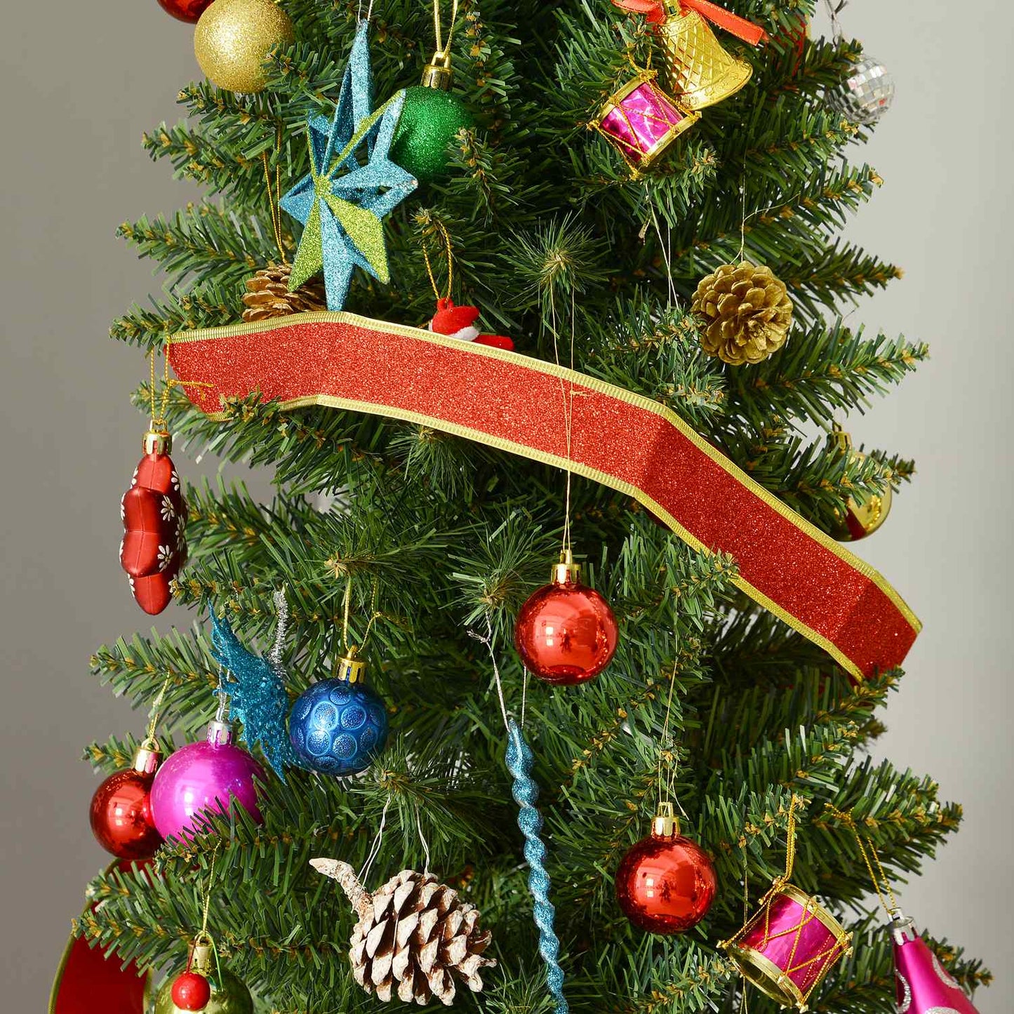 Artificial Christmas Tree, 2.1m, Realistic Plastic Branches
