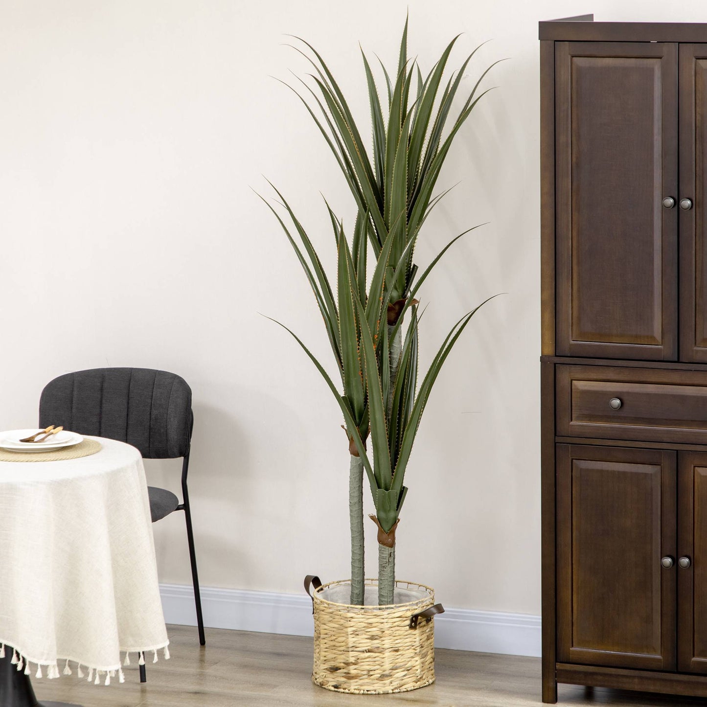 Artificial Yucca Plant, 190 cm, Indoor/Outdoor, Low Maintenance