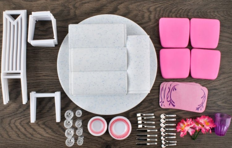 A set of furniture for dolls ML8248