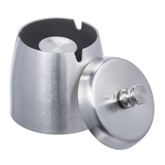 Ashtray with lid for outdoor use