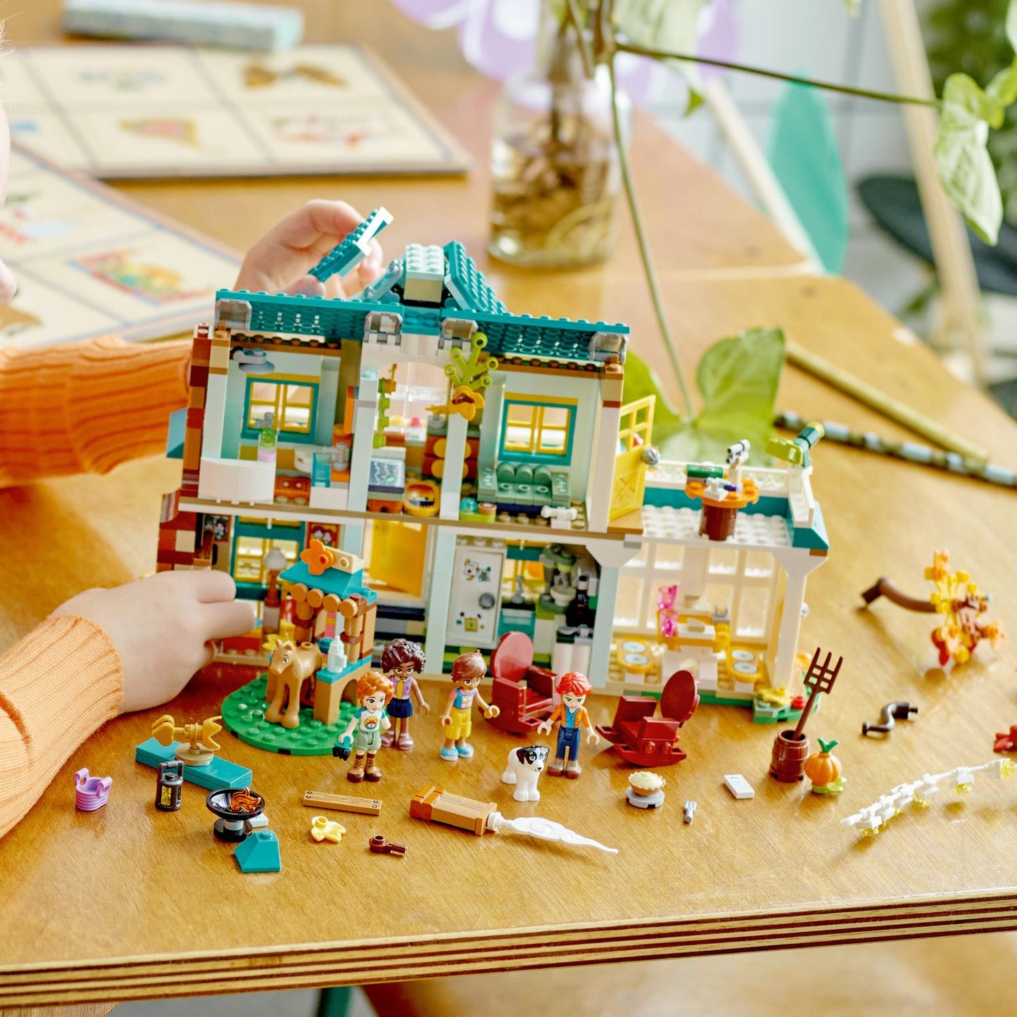 Autumn's house 41730
