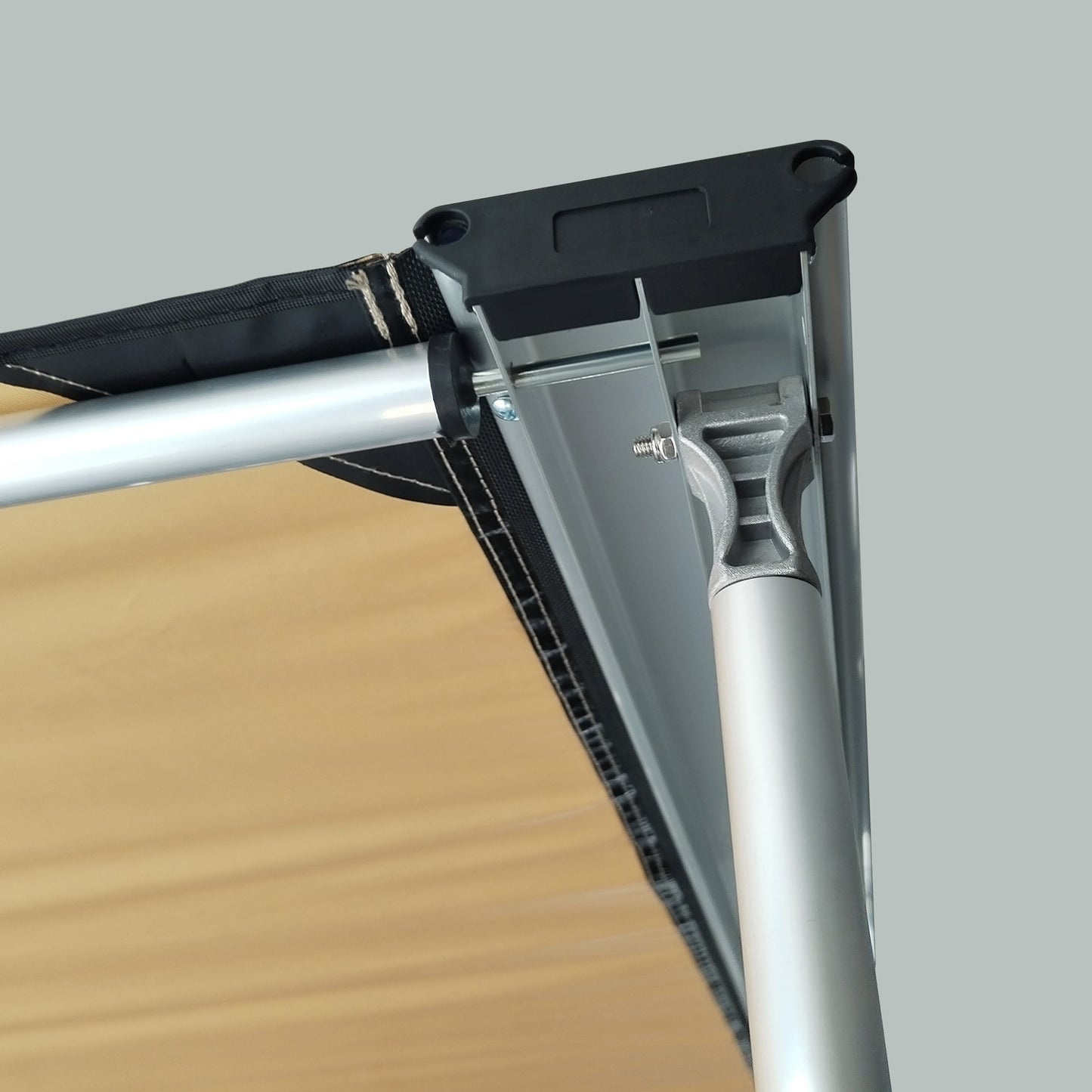 Retractable 1.6x2.5m Khaki Awning, water repellent roof