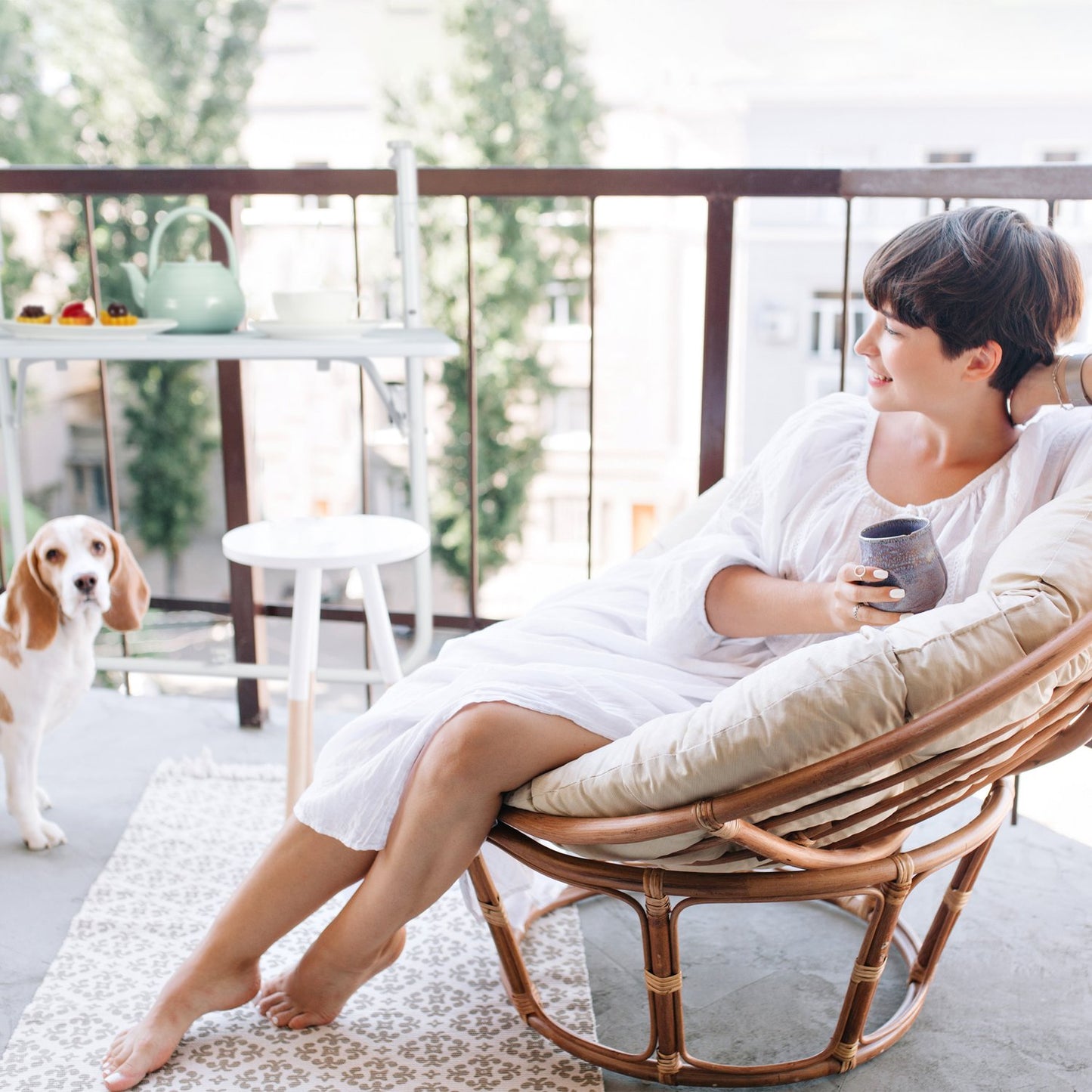 Balcony table hanging white