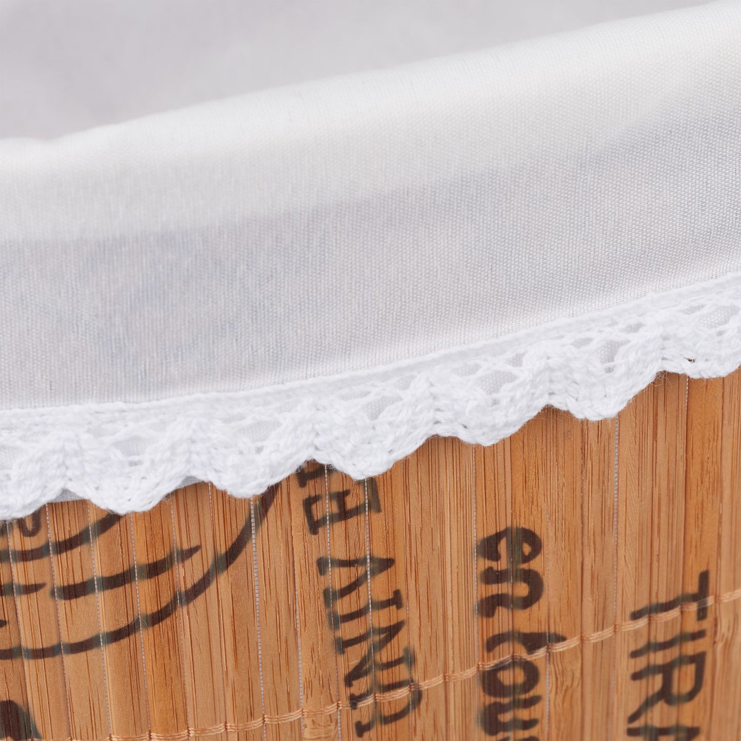 Bamboo bread basket with fabric insert