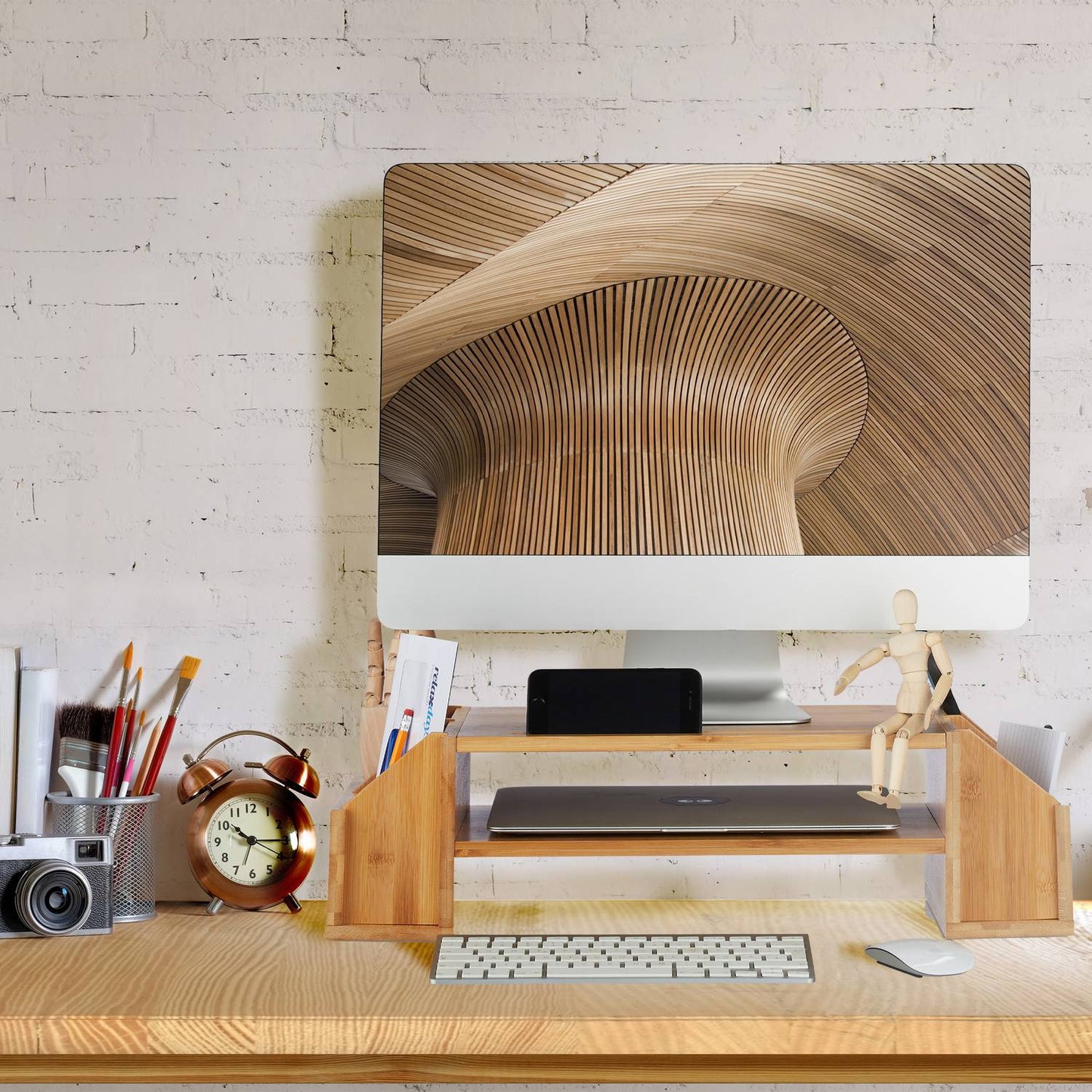 Bamboo screen stand