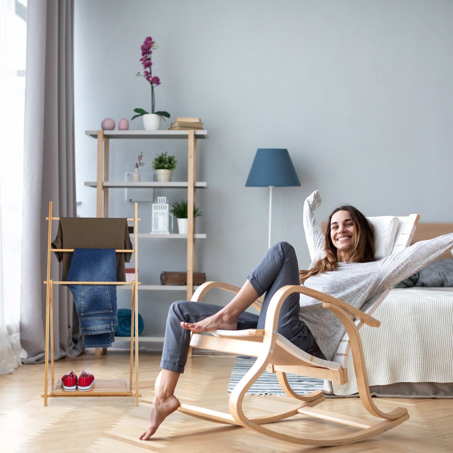 Bamboo towel ladder with shelf