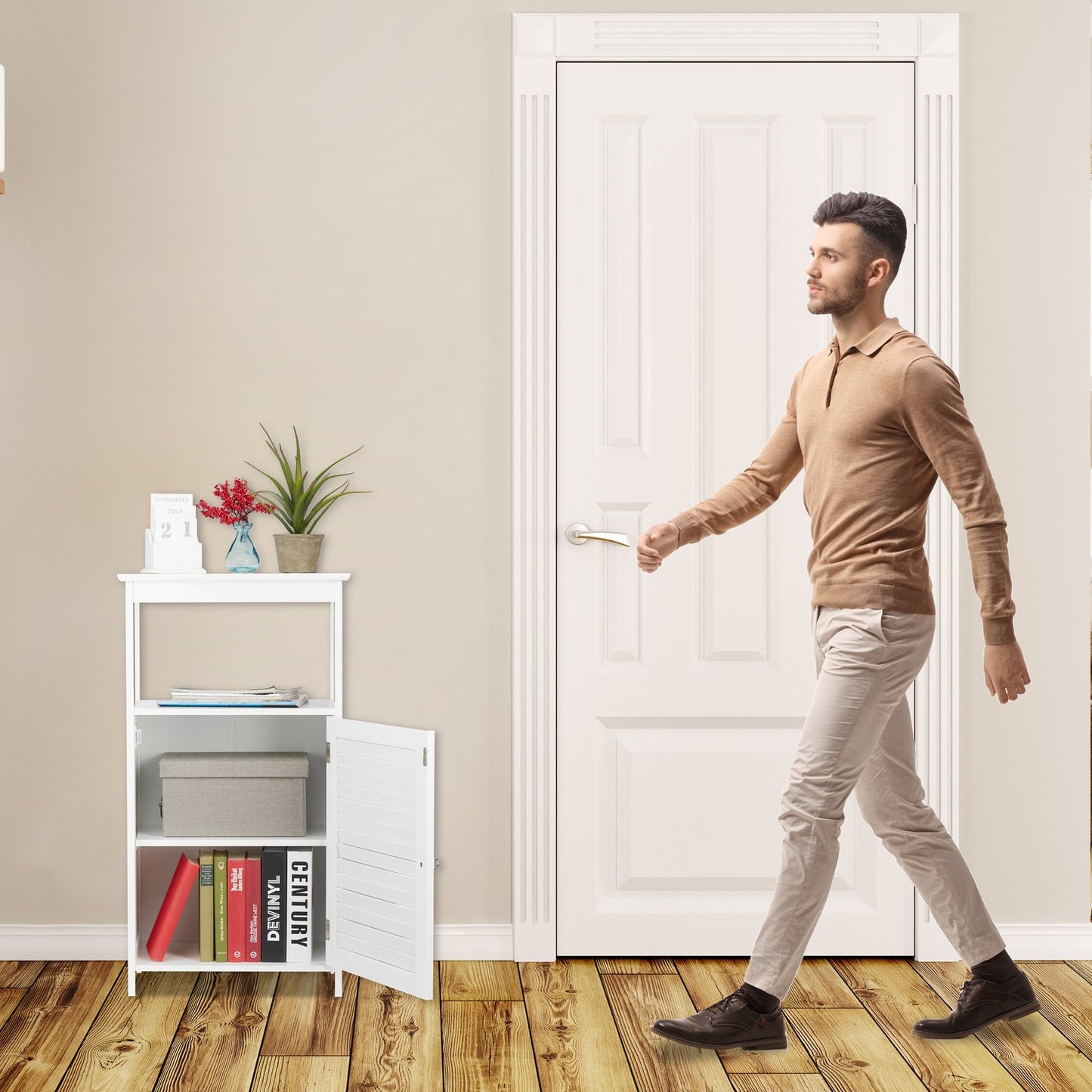 Bathroom cabinet with 3 compartments