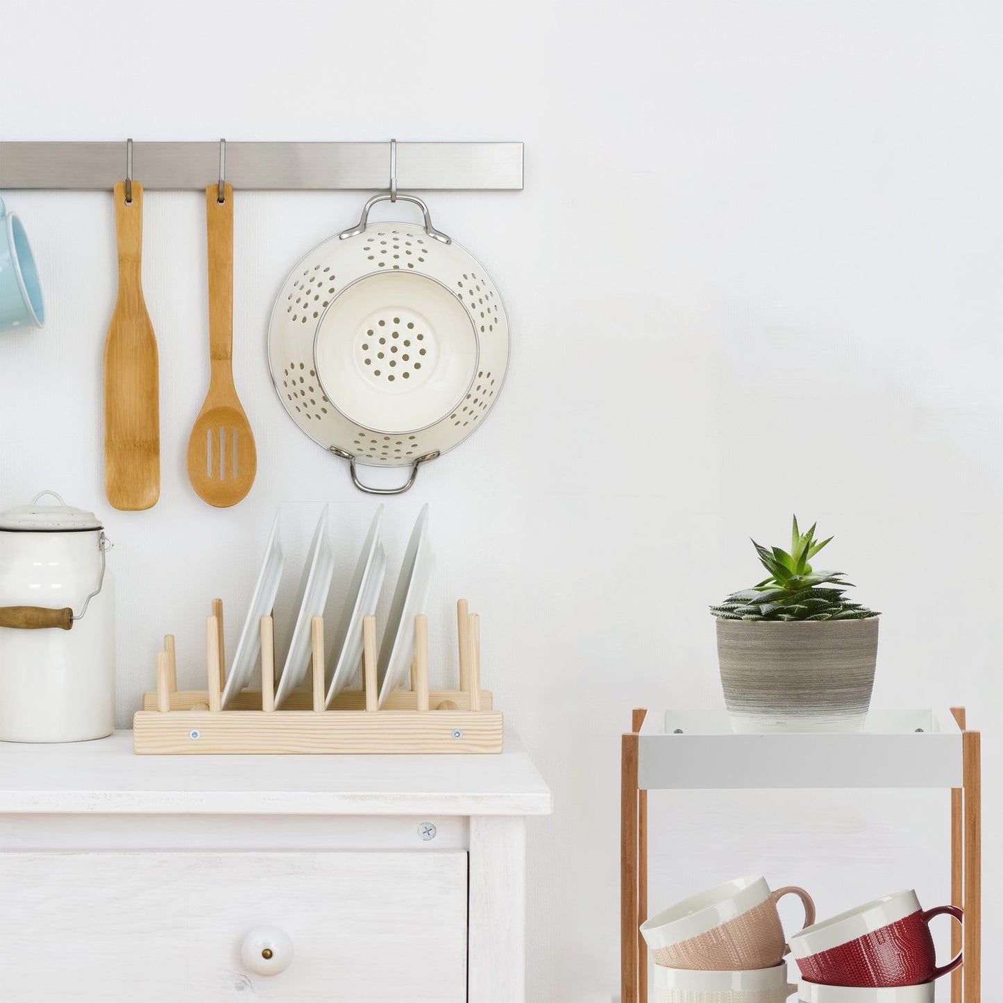 Bathroom shelf with 3 shelves