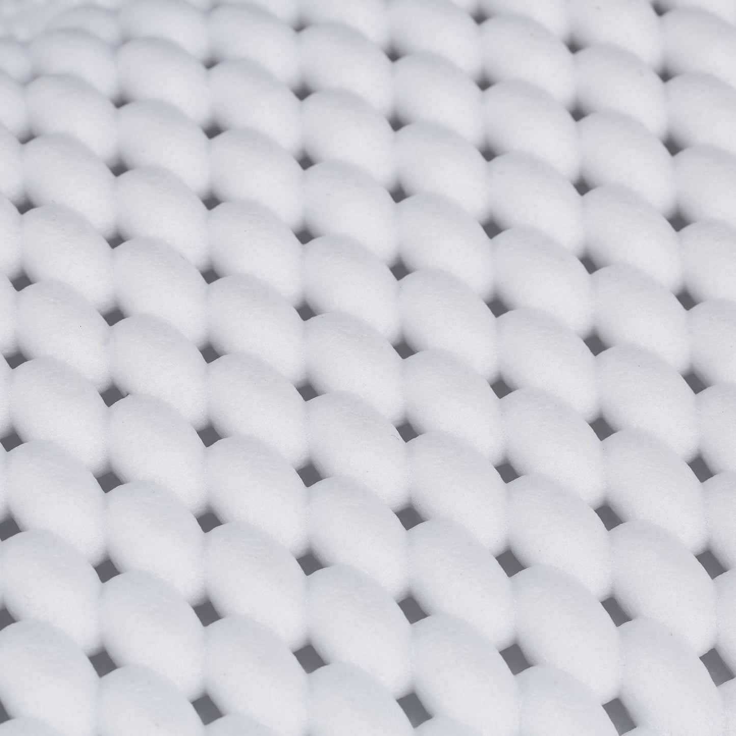 Bathtub pillow with suction cups