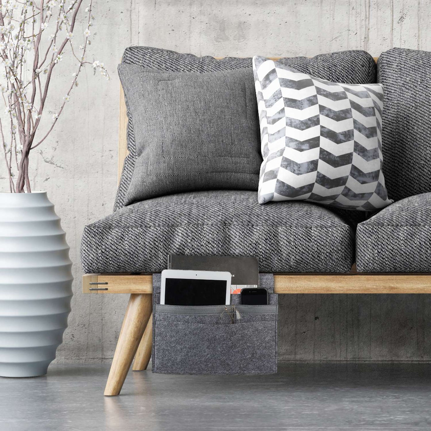 Bed bag with velcro fastening