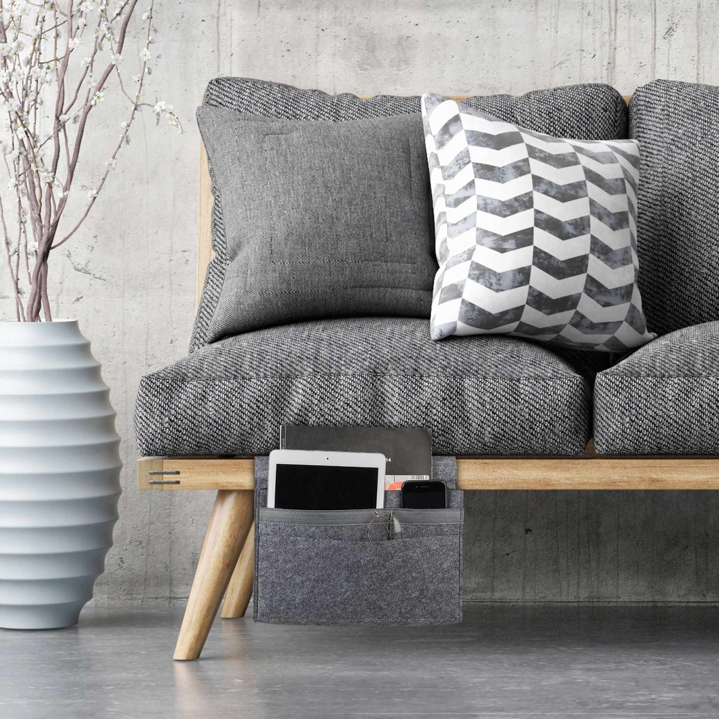 Bed bag with velcro fastening