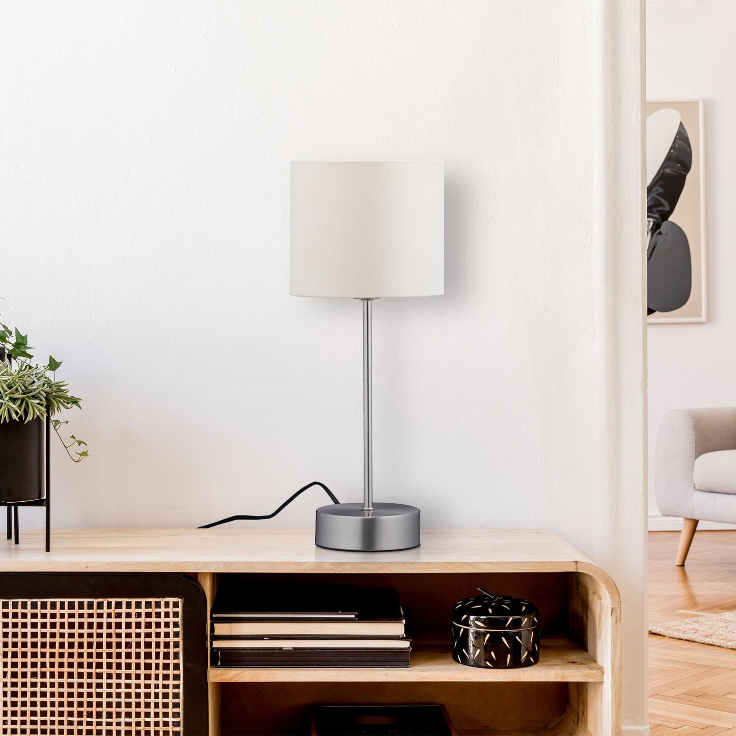 Bedside lamp with touch function