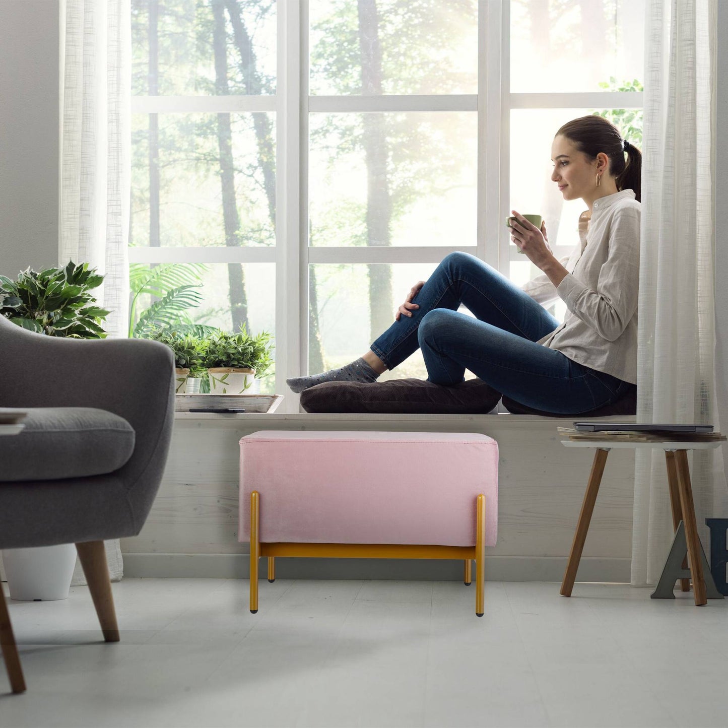 Bench in velvet