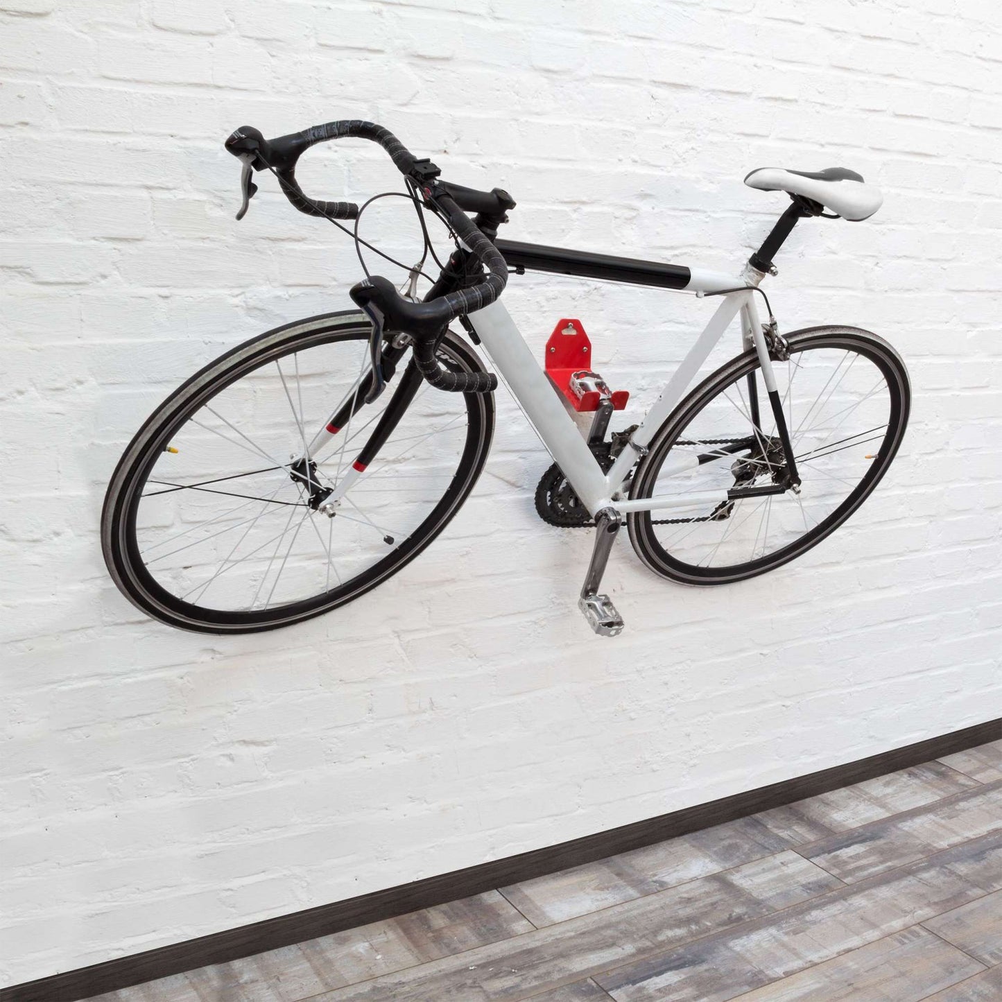 Bicycle holder for pedals