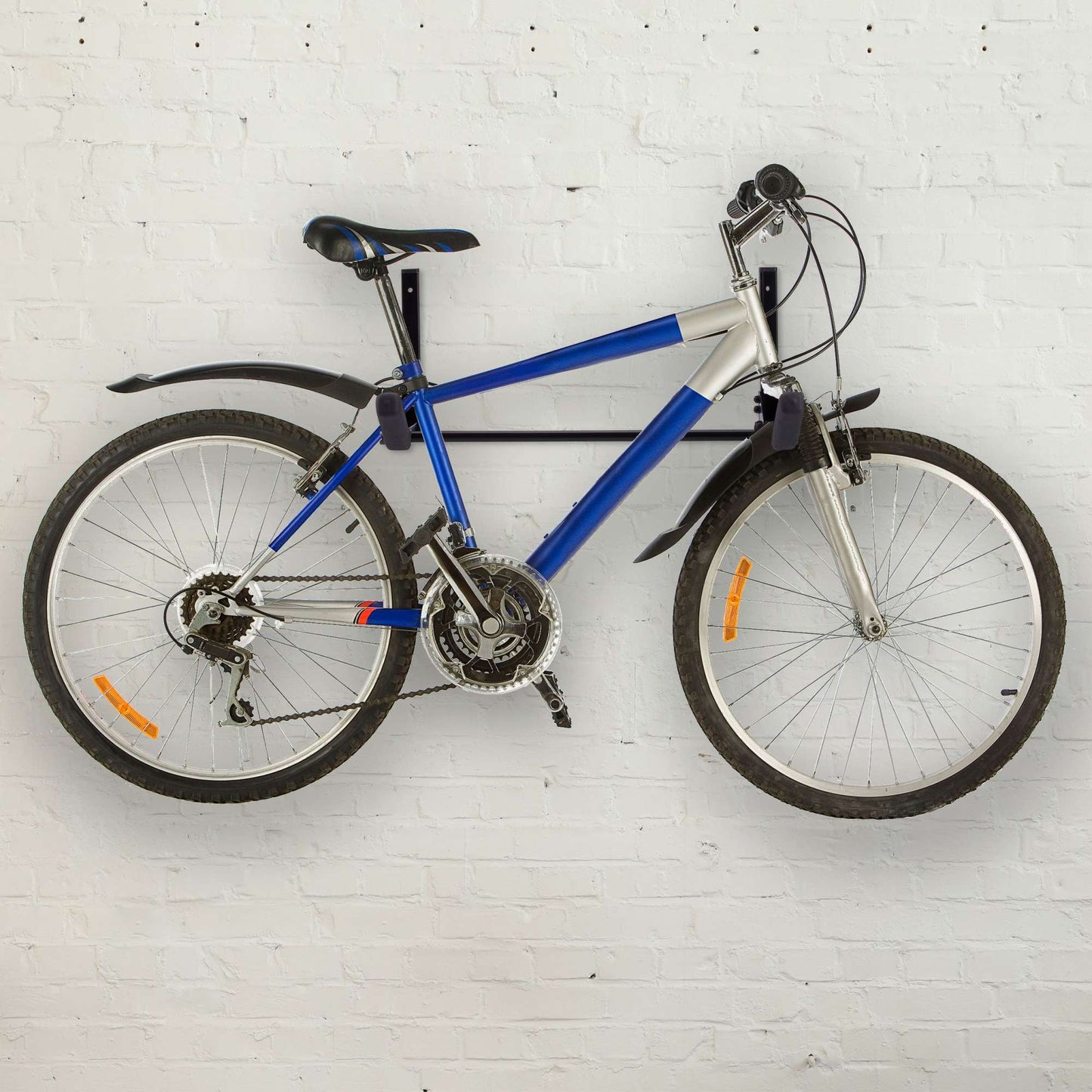 Bicycle holder for wall